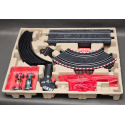 Tor wyścigowy Scalextric Compact 5,6 m + 2 auta F1 1:43 Turbo