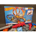 Tor Wyścigowy Hot Wheels "Ekstremalne Karambole i Zderzenia"