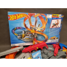Tor Wyścigowy Hot Wheels "Ekstremalne Karambole i Zderzenia"